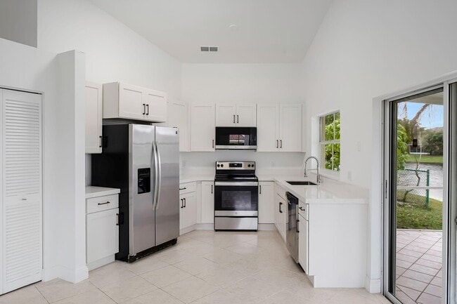 Building Photo - 2042 NW 184th Way