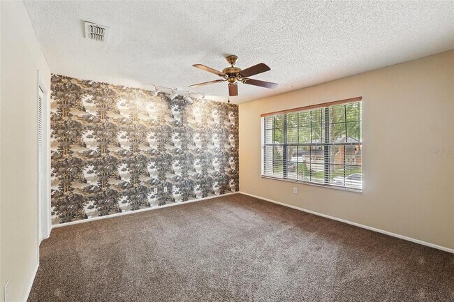 Building Photo - 7925 Tumblestone Dr