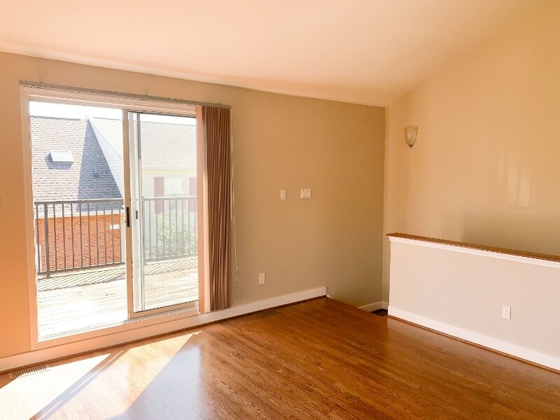 Building Photo - 92 N Bedford St