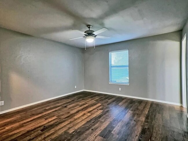 Building Photo - 306 S Wofford St