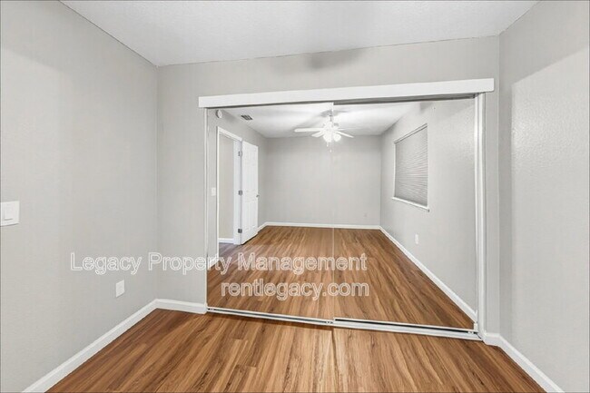 Building Photo - 5606 Hamilton St