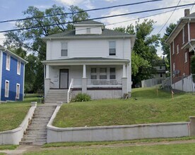 Building Photo - The guifold home