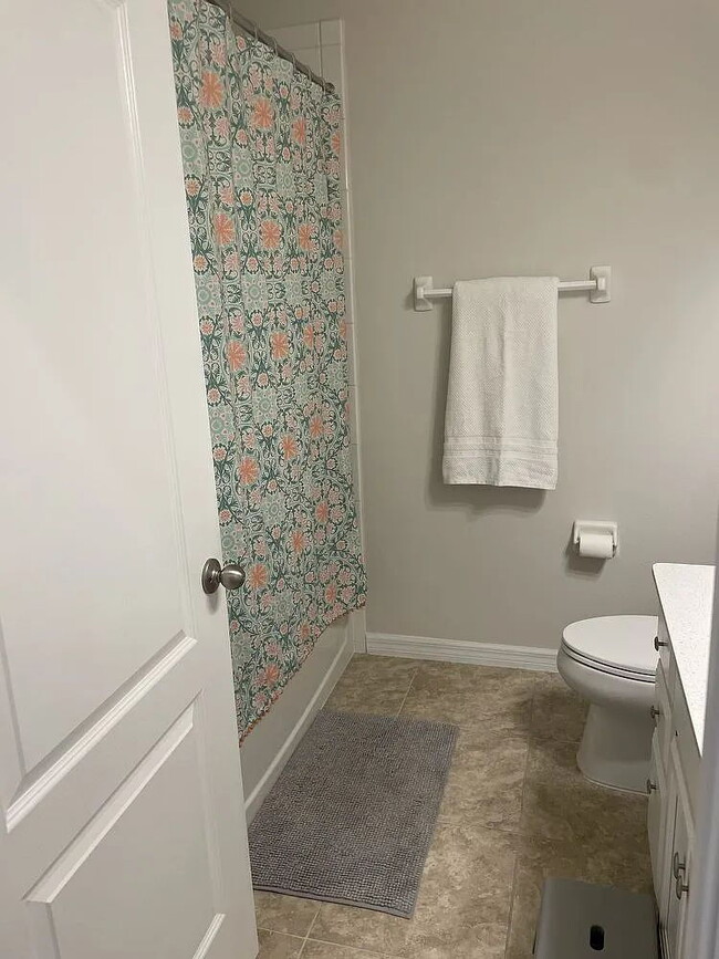 Building Photo - 3 bedroom, 2 bath villa in Land O' Lakes!