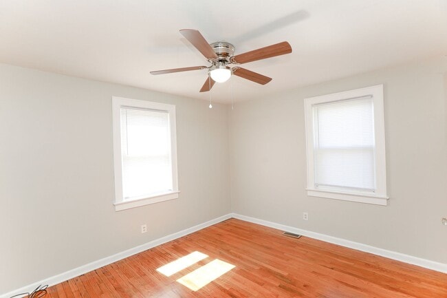 Building Photo - 9262 Coleman Ave