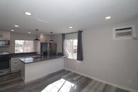 Building Photo - 4239 Swift Ave