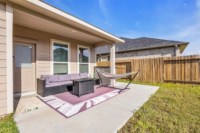 Building Photo - 27108 Kestrel Trl