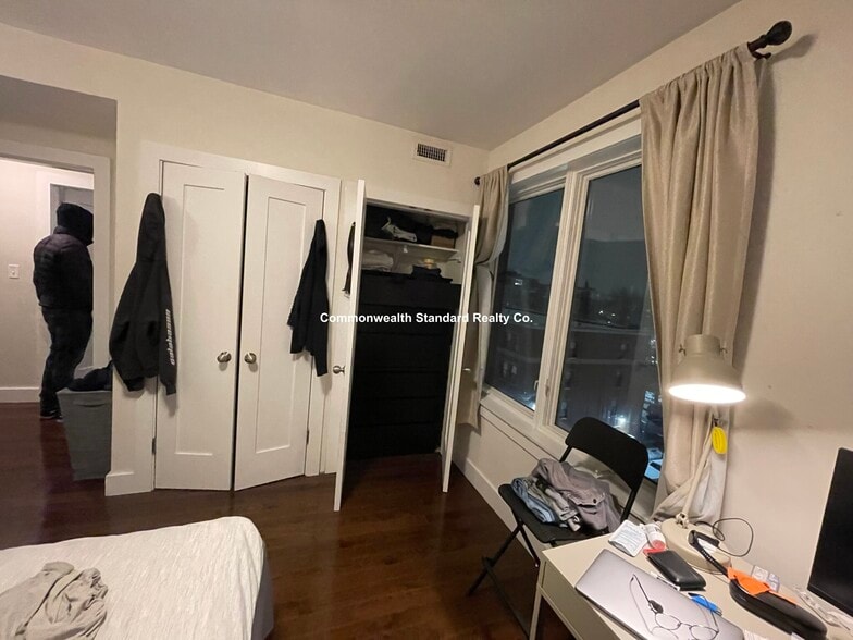 Building Photo - 659 Massachusetts Ave