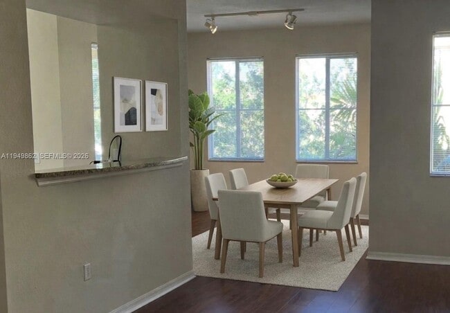 Building Photo - 11016 Legacy Dr