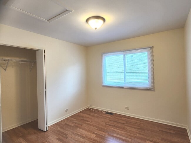 Building Photo - 630 Morningside Dr