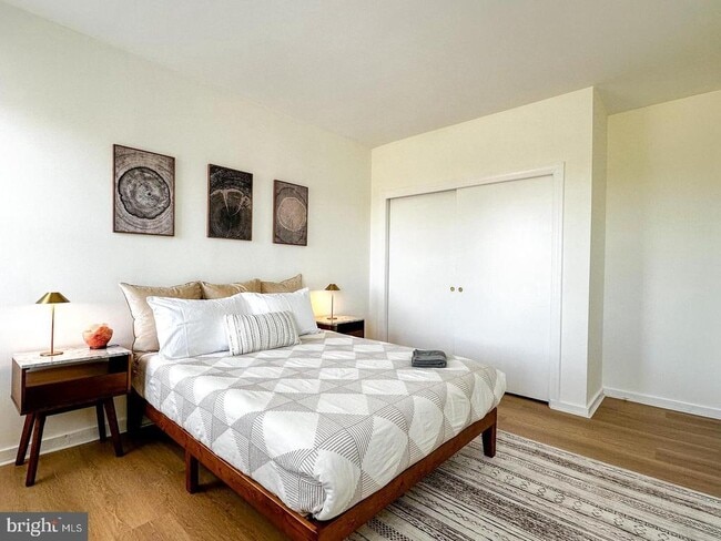 Building Photo - 80 New York Ave NW