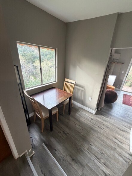 Building Photo - 14362 Ladd Canyon Rd