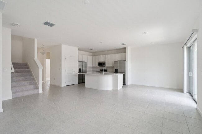 Building Photo - 4483 Monado Dr