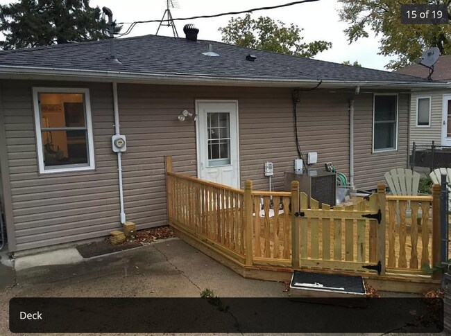 Building Photo - 1213 9th St N