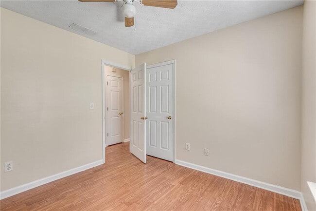 Building Photo - 3174 Benthollow Ln