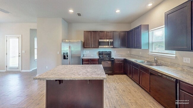 Building Photo - We are offering a November move-in special...