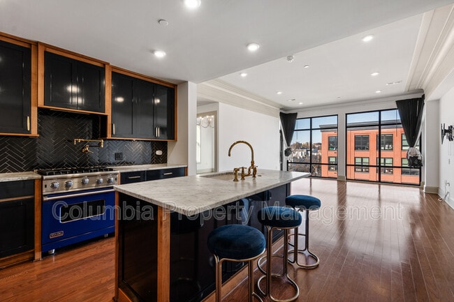 Building Photo - 1301 H St NE