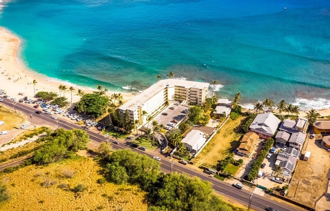 Building Photo - Makaha Shores - Two Bedroom