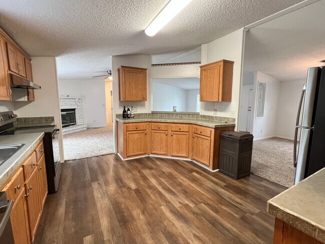 Building Photo - AVAILABLE NOW | PETS ALLOWED OUTDOORS ONLY...