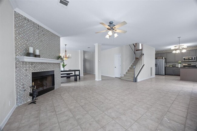 Building Photo - 4033 Canyon Glen Cir