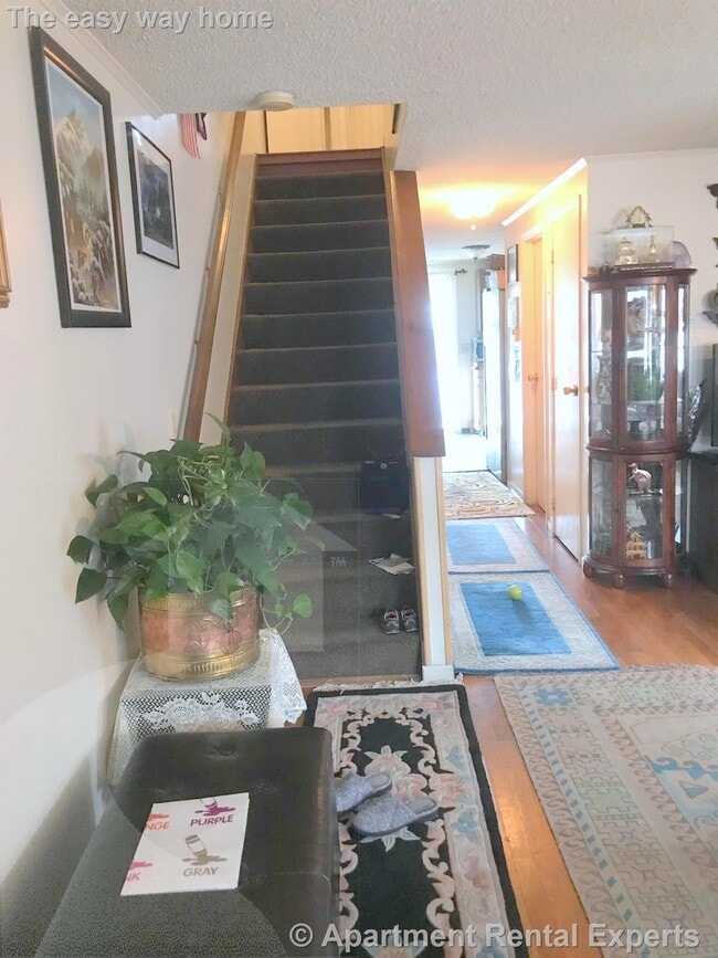 Building Photo - 7 Myrtle St