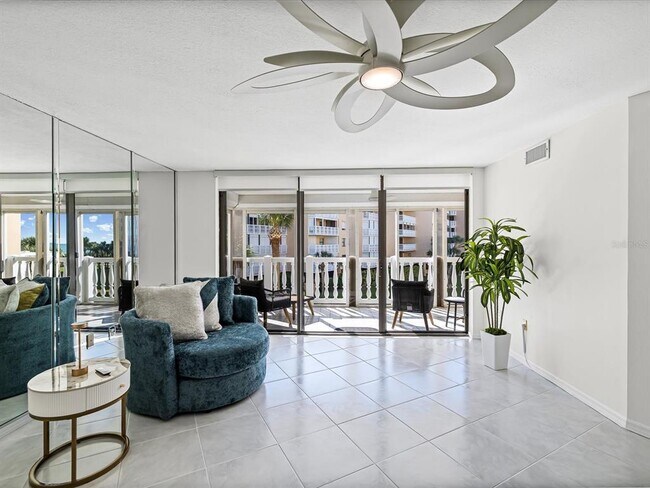 Building Photo - 6650 Sunset Way