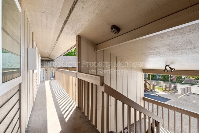 Building Photo - 3203 N Smith St