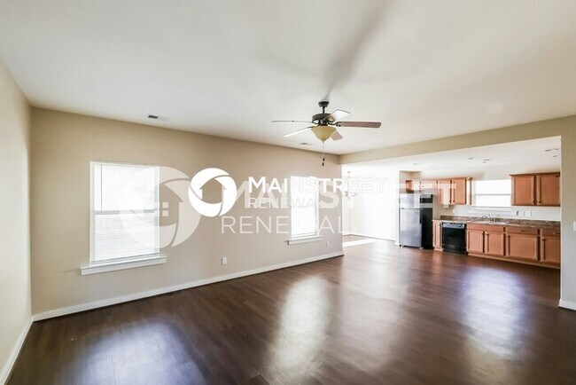 Building Photo - 47 Carriage House Rd SW