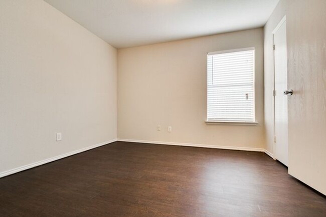 Building Photo - No Application Fees*