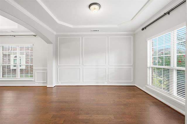 Building Photo - 12516 Maplecrest Dr