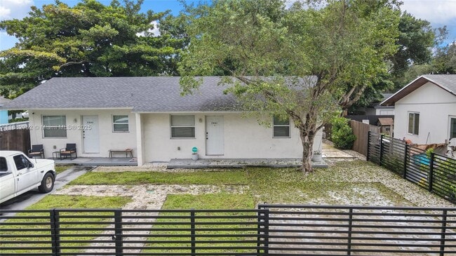 Building Photo - 7981 NW 12th Pl