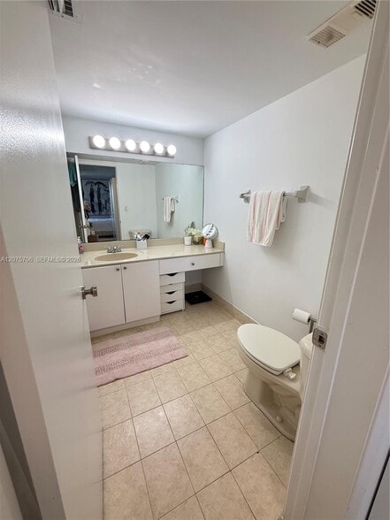 Building Photo - 4974 NW 97th Pl