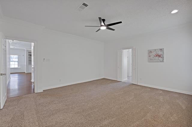 Building Photo - 4219 Oak Springs Dr