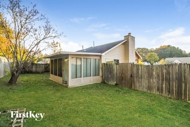 Building Photo - 4308 Rosswood Dr