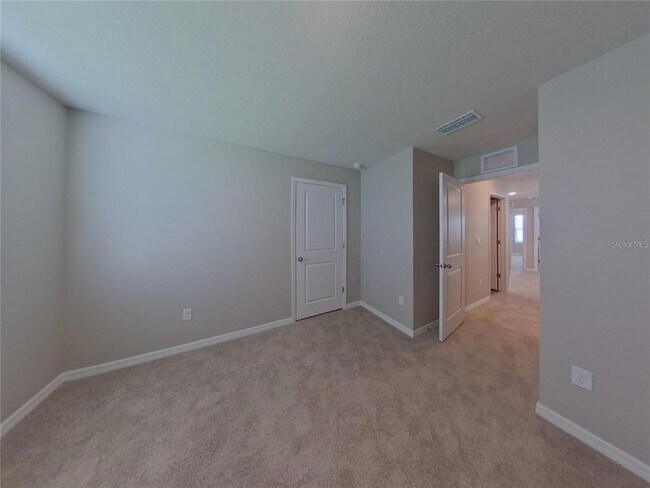 Building Photo - 10733 Hidden Banks Gln