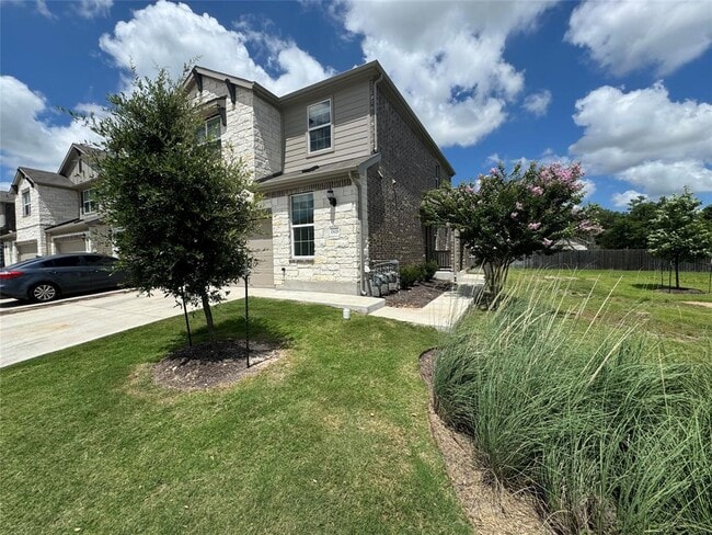Building Photo - 17502 Bay Skipper Dr