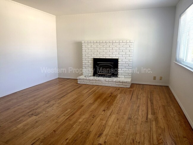 Building Photo - 4610 Garnet St