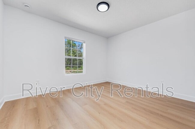 Building Photo - 5655 Bandelier St