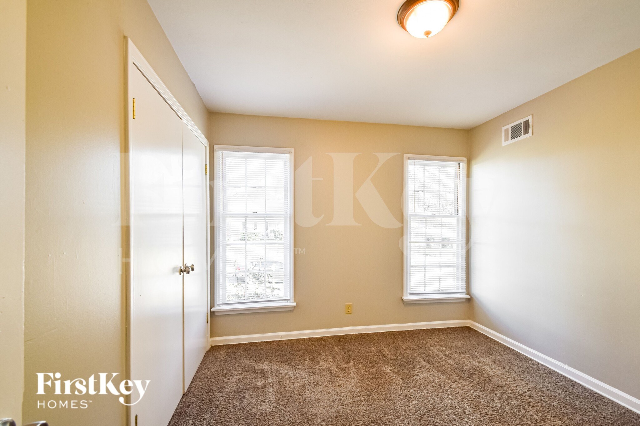 Building Photo - 5117 Scrivener Dr