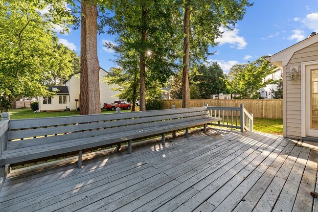 Building Photo - Charming 4-Bedroom Home for Rent in Chesapeake