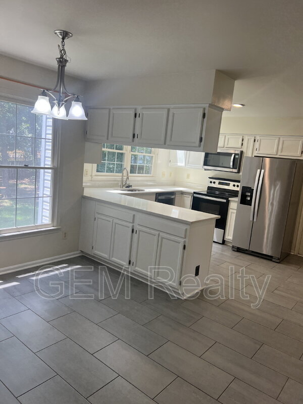 Building Photo - 6510 Marsh Ct
