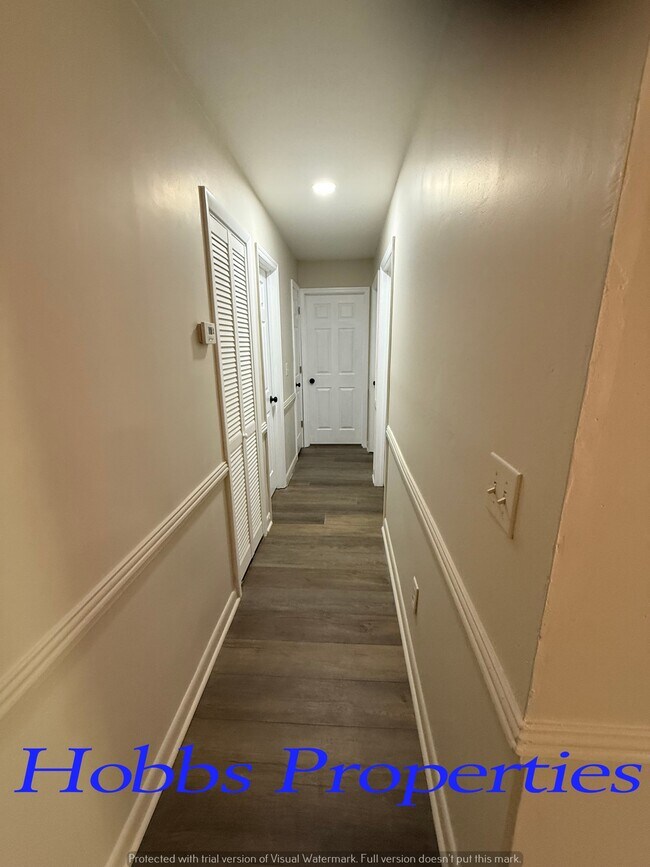 Building Photo - 17650 Brownsferry Rd