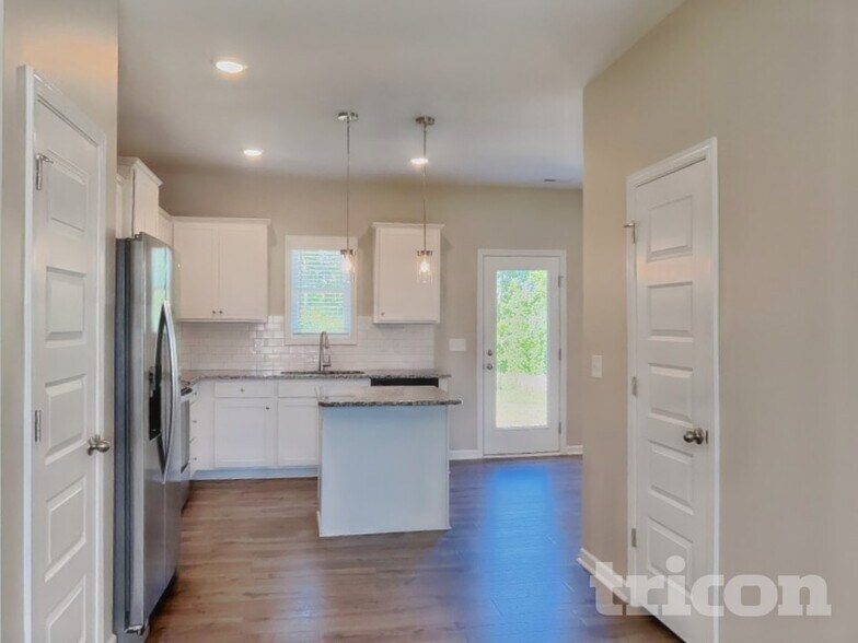Building Photo - 783 Springtooth Dr