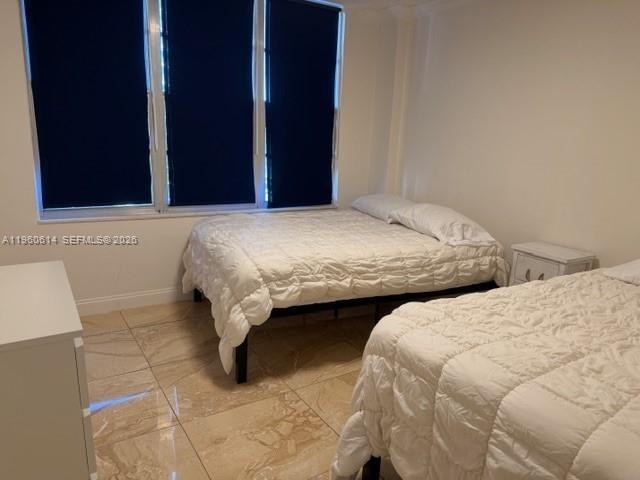 Building Photo - 5161 Collins Ave