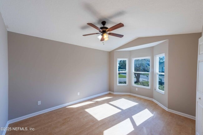 Building Photo - 2080 Tanager Dr