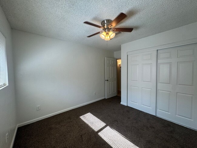Building Photo - Beautiful Northeast home!