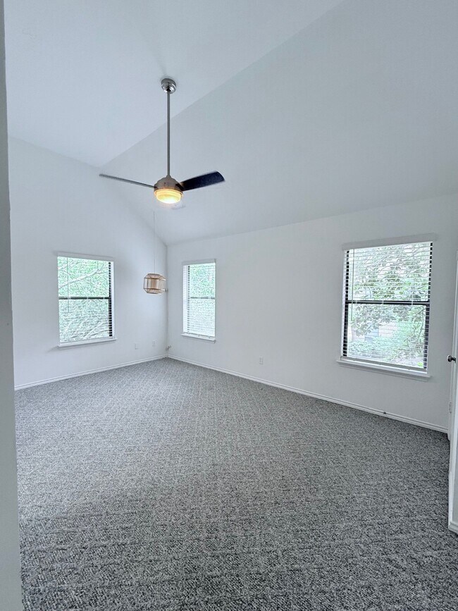 Building Photo - 1011 Hamblen Rd