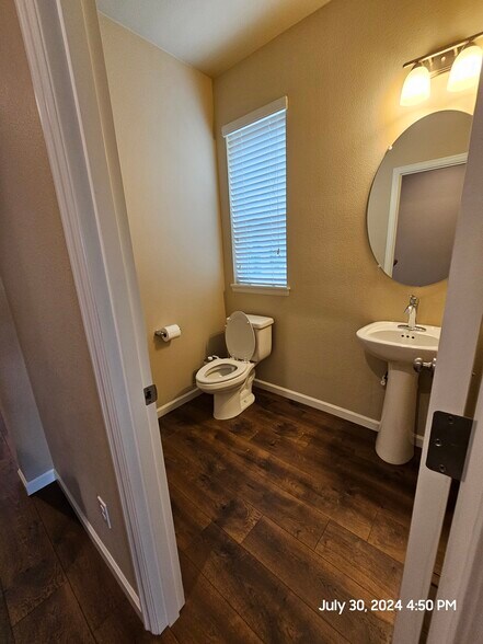 Powder room - 17017 NW Antonio St