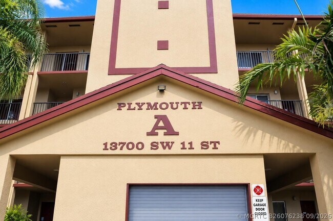 Building Photo - 13700 SW 11th St