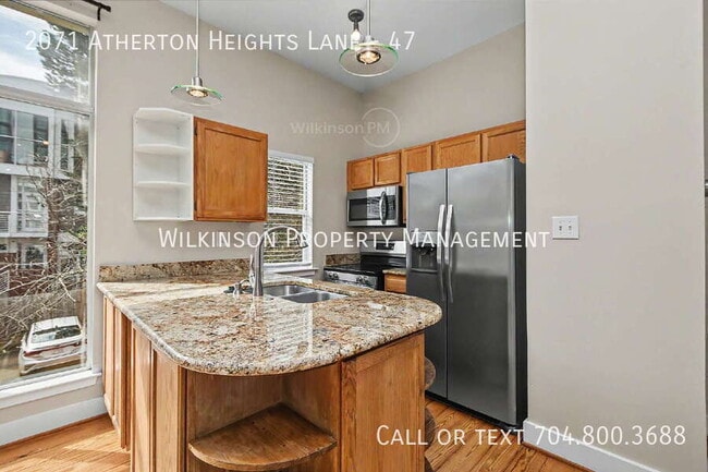 Building Photo - 2071 Atherton Heights Ln