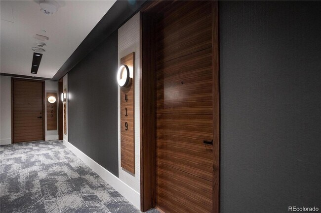 Building Photo - 1901 Wazee St